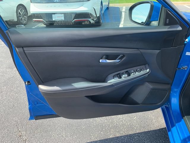 Used 2023 Nissan Sentra SV FWD image 11