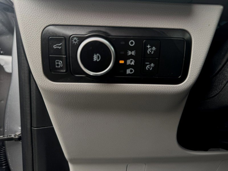 Used 2023 Ford Escape Platinum image 17