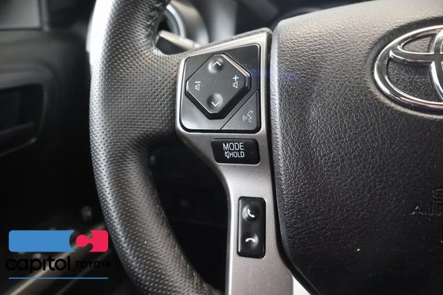 Certified 2022 Toyota Tacoma SR5 AWD/4WD image 18