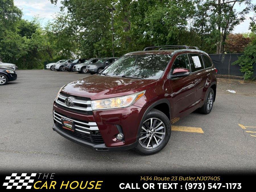 Used 2018 Toyota Highlander XLE w/ Protection Package #3 AWD/4WD image 1