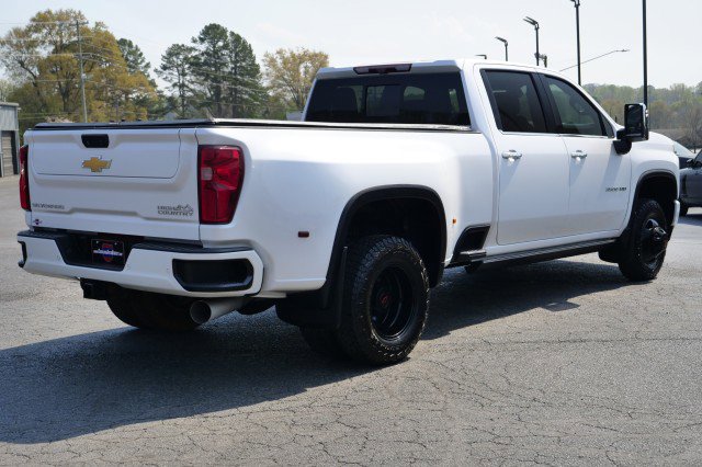 Used 2022 Chevrolet Silverado 3500 High Country w/ Technology Package image 6