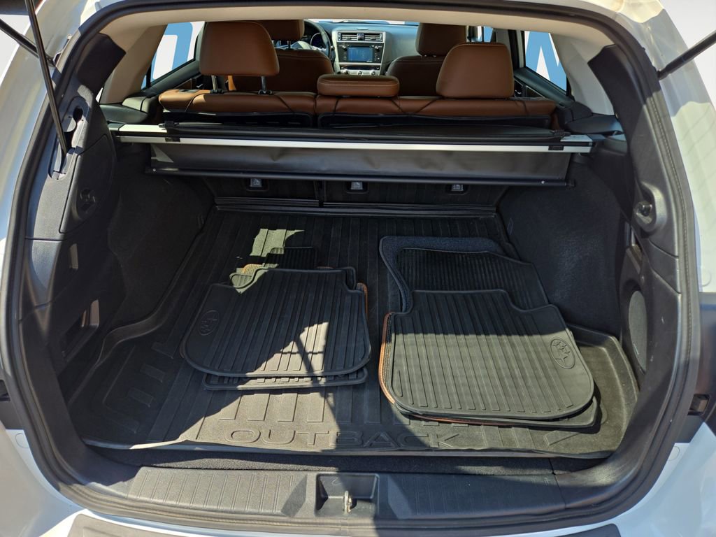 Used 2017 Subaru Outback 3.6R Touring w/ Popular Package #5A image 16