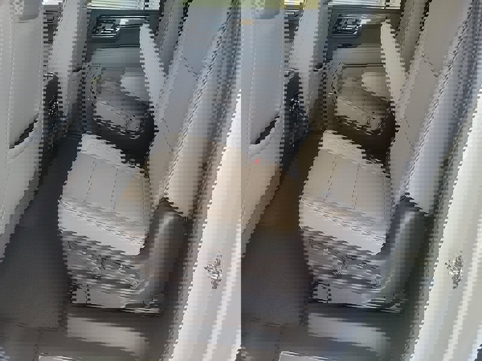 New 2026 GMC Yukon XL Elevation w/ Elevation Premium Package image 11