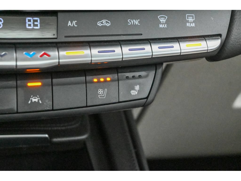 Used 2023 Cadillac XT4 Premium Luxury AWD/4WD image 50