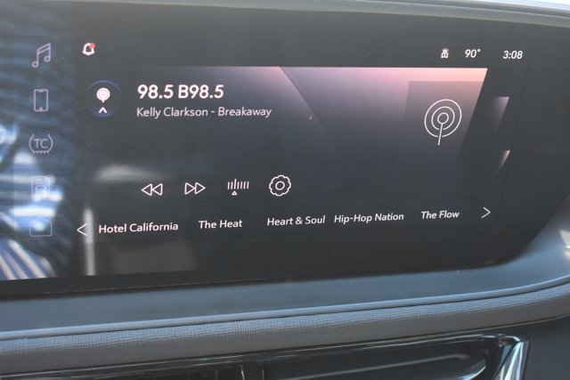 Used 2024 Buick Envista Sport Touring w/ Convenience I Package FWD image 26