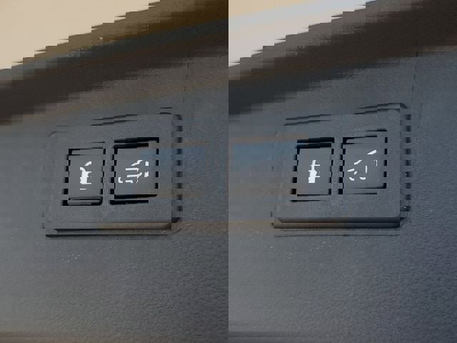 Used 2025 Subaru Outback Touring XT w/ Tech Package 3 image 12