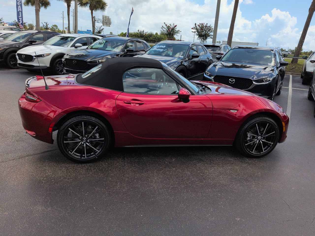 New 2026 MAZDA MX-5 Miata Grand Touring RWD image 3