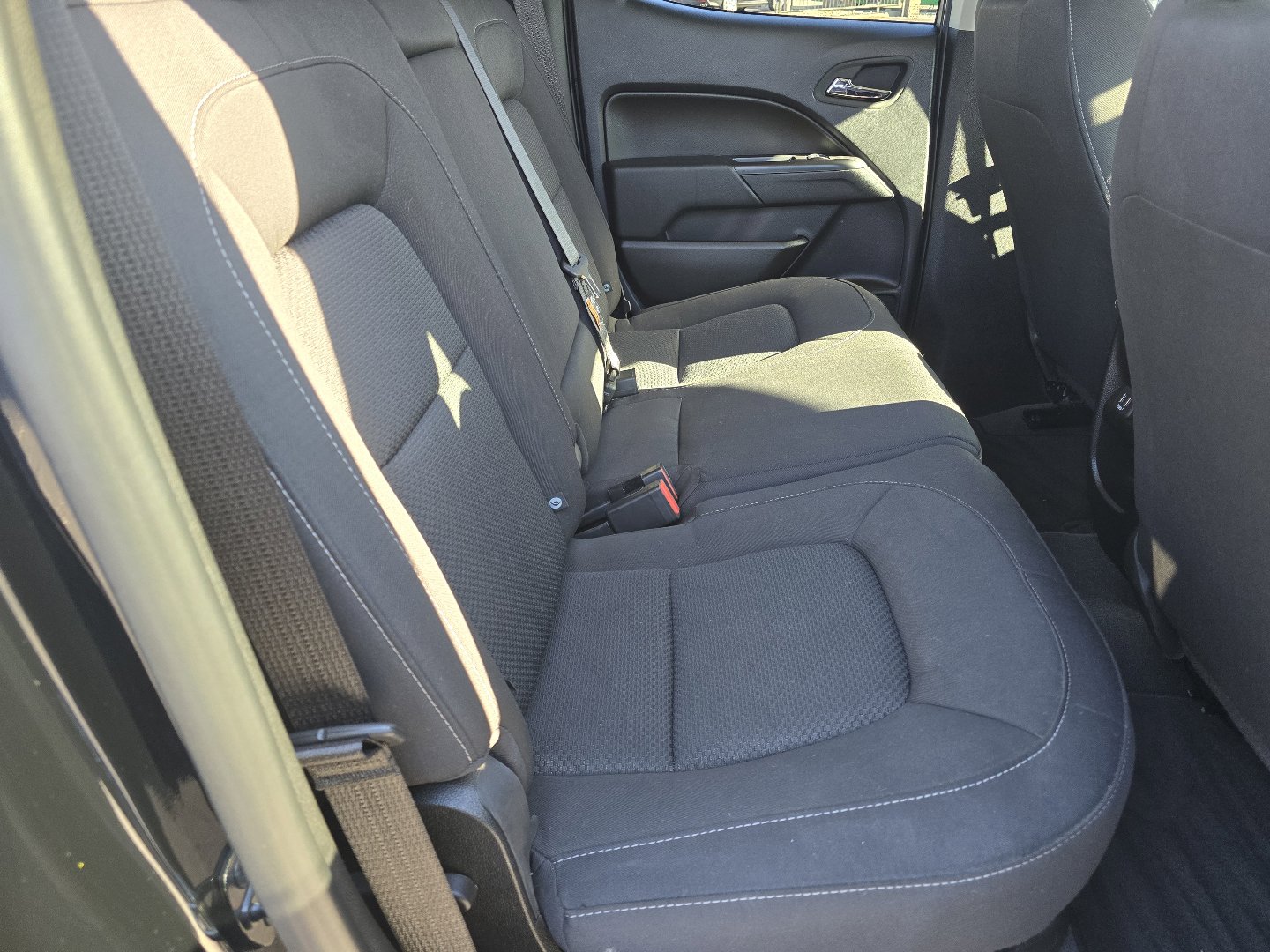 Certified 2022 Chevrolet Colorado LT w/ LT Convenience Package image 23