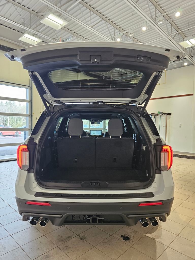 New 2026 Ford Explorer ST w/ Sun And Sound Package image 34