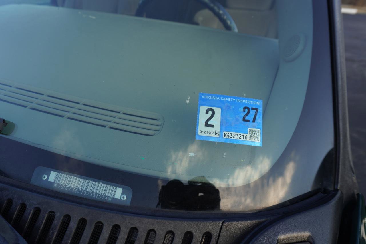 Used 2003 Chevrolet Suburban LS w/ LS Preferred Equipment Group image 37