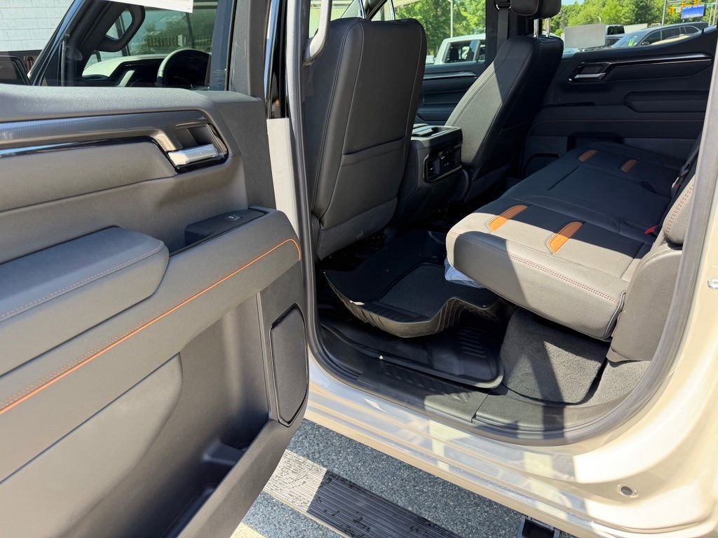 New 2026 GMC Sierra 1500 AT4 w/ AT4 Premium Package AWD/4WD image 13