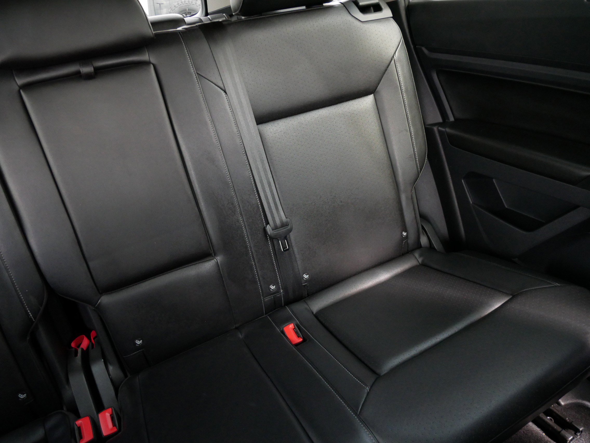 Used 2018 Volkswagen Atlas SEL FWD image 14