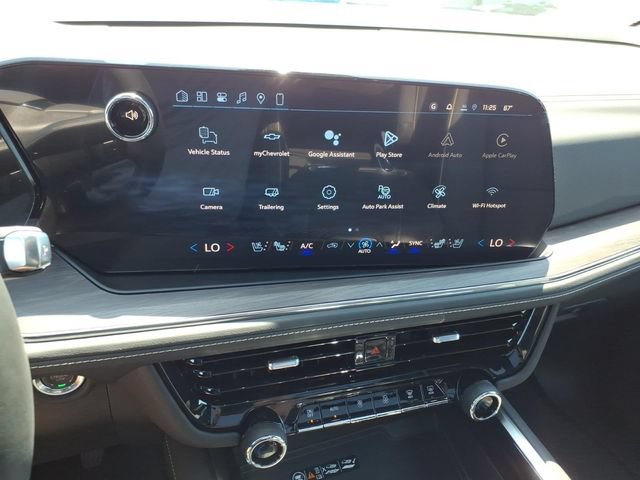 New 2026 Chevrolet Suburban Premier AWD/4WD image 13