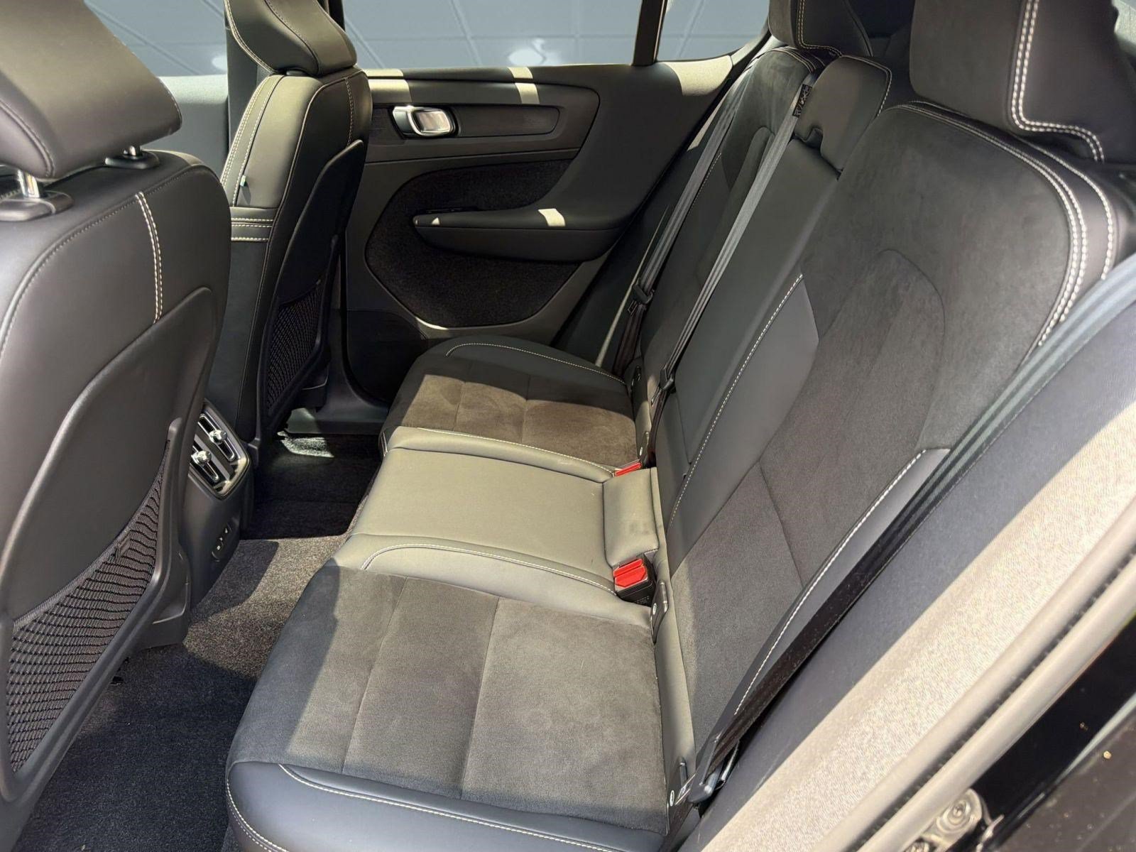 Certified 2023 Volvo C40 P8 Recharge Ultimate AWD/4WD image 15