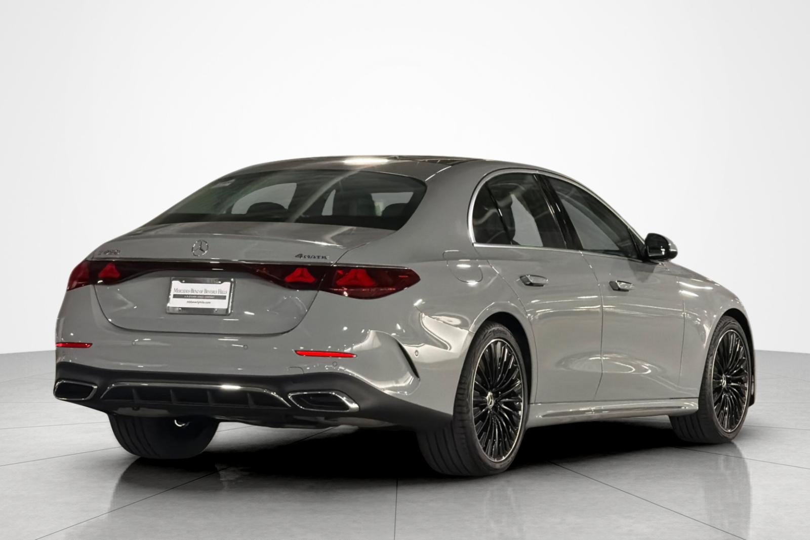 New 2027 Mercedes-Benz E 450 4MATIC Sedan image 5