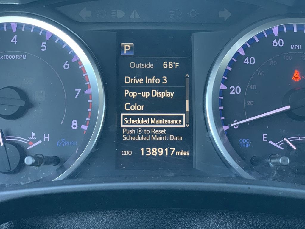 Used 2019 Toyota Highlander LE image 9