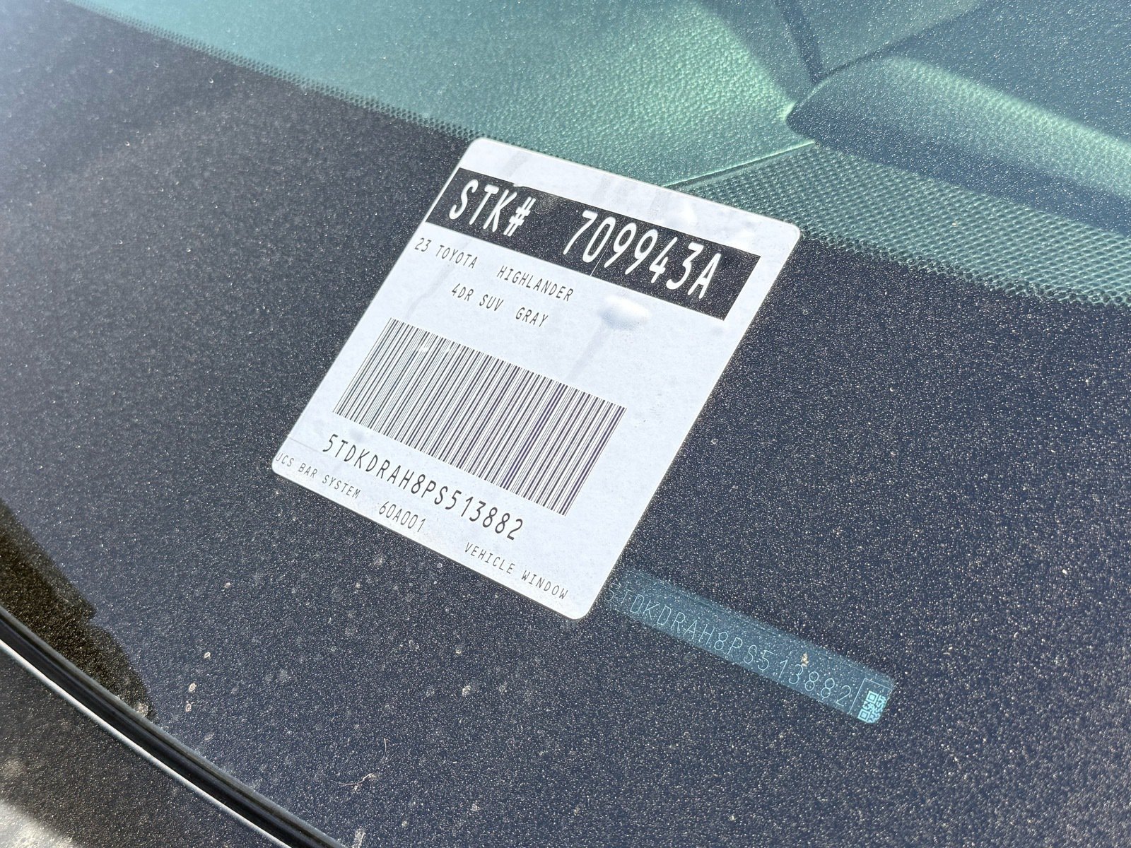 Used 2023 Toyota Highlander XLE FWD image 34
