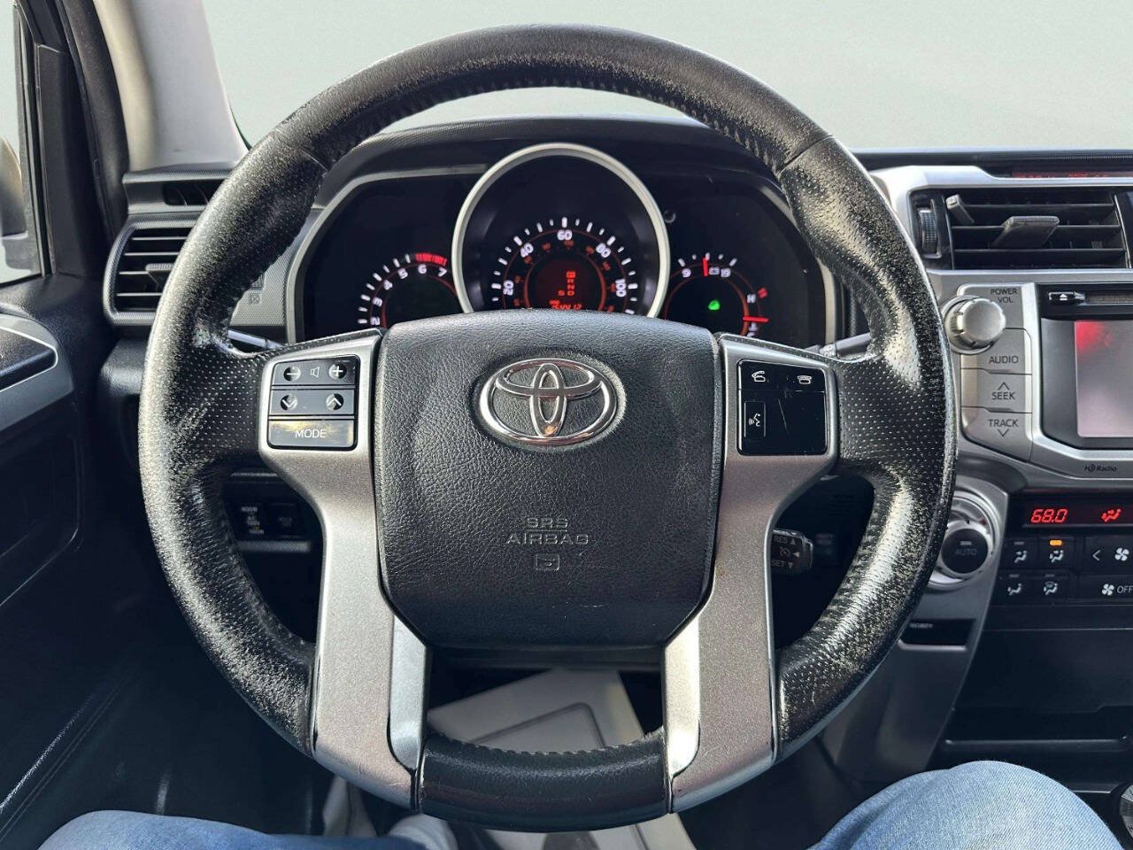 Used 2012 Toyota 4Runner Limited AWD/4WD image 23