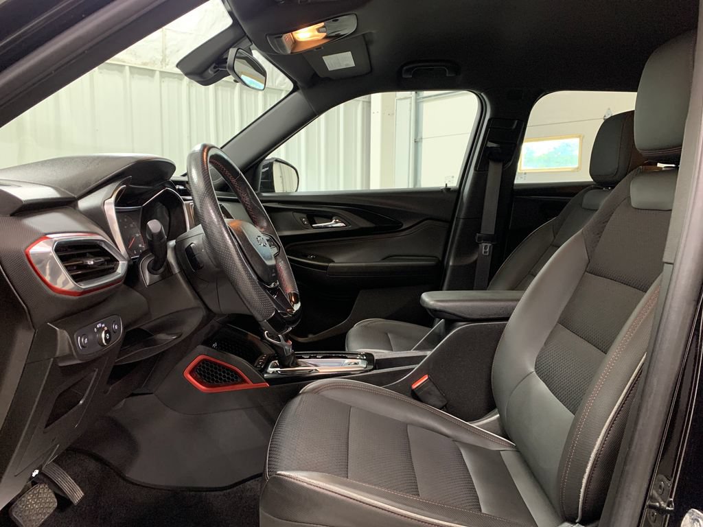 Used 2022 Chevrolet TrailBlazer RS AWD/4WD image 16