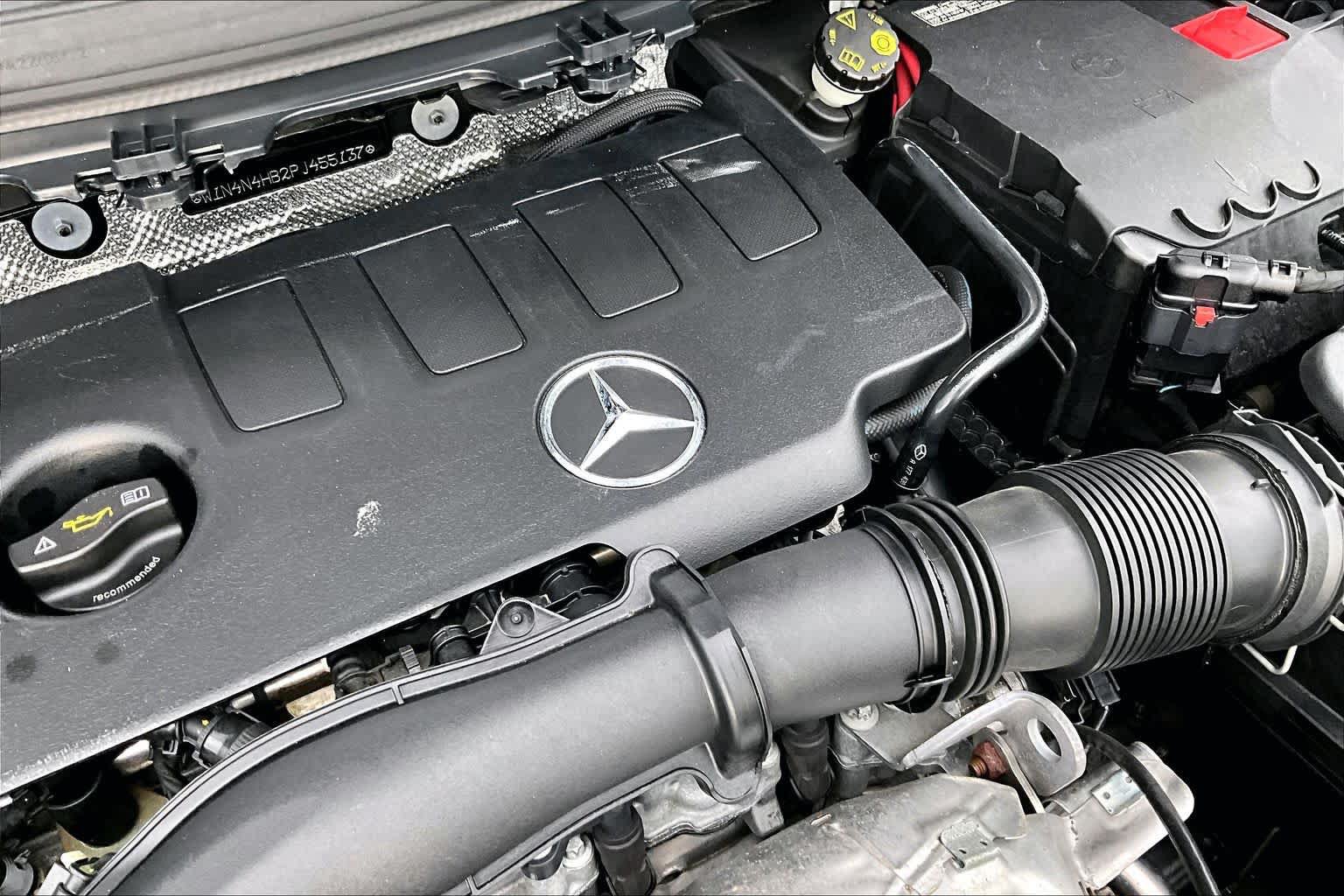 Used 2023 Mercedes-Benz GLA 250 4MATIC image 31
