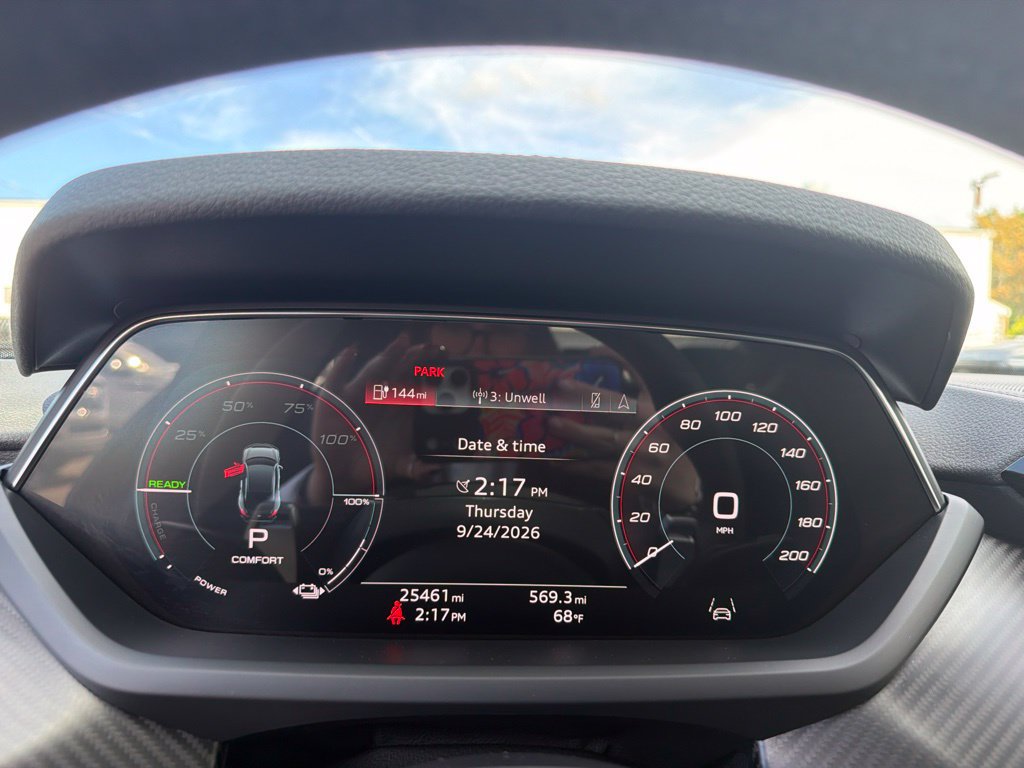 Used 2023 Audi e-tron GT Prestige w/ Prestige Package AWD/4WD image 23