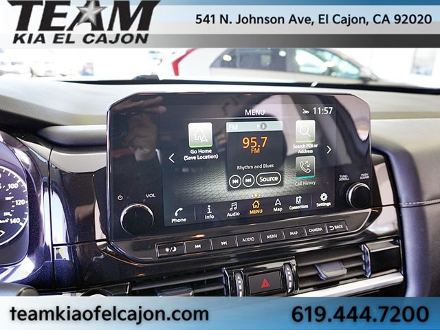 Used 2024 Nissan Pathfinder SL FWD image 28