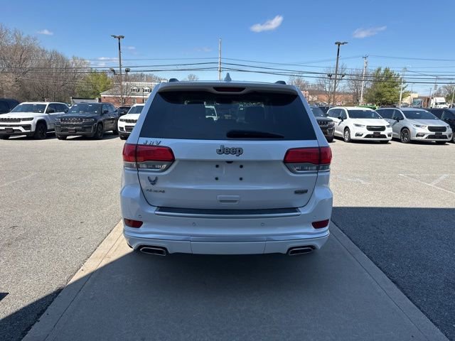 Used 2018 Jeep Grand Cherokee Summit AWD/4WD image 6
