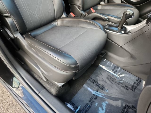 Used 2019 Chevrolet Trax LT w/ LT Convenience Package FWD image 25
