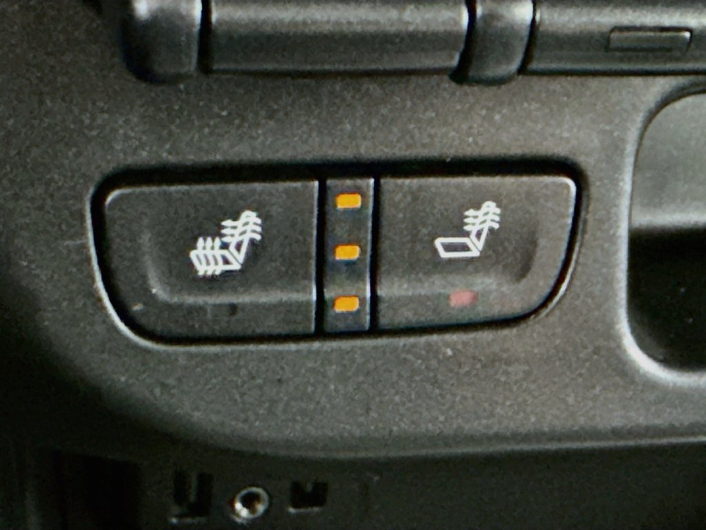Used 2020 Chevrolet Colorado ZR2 AWD/4WD image 21