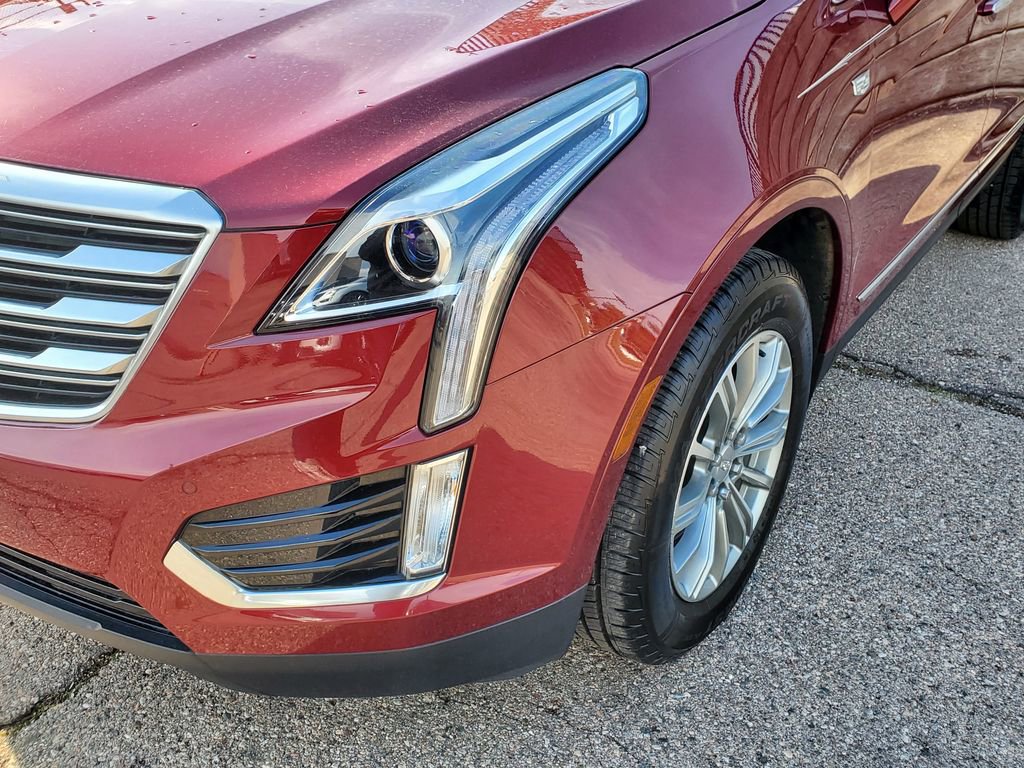 Used 2017 Cadillac XT5 Luxury w/ Driver Awareness Package FWD image 7