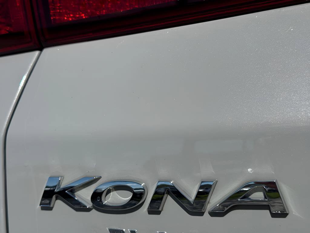 Used 2023 Hyundai Kona SEL image 9