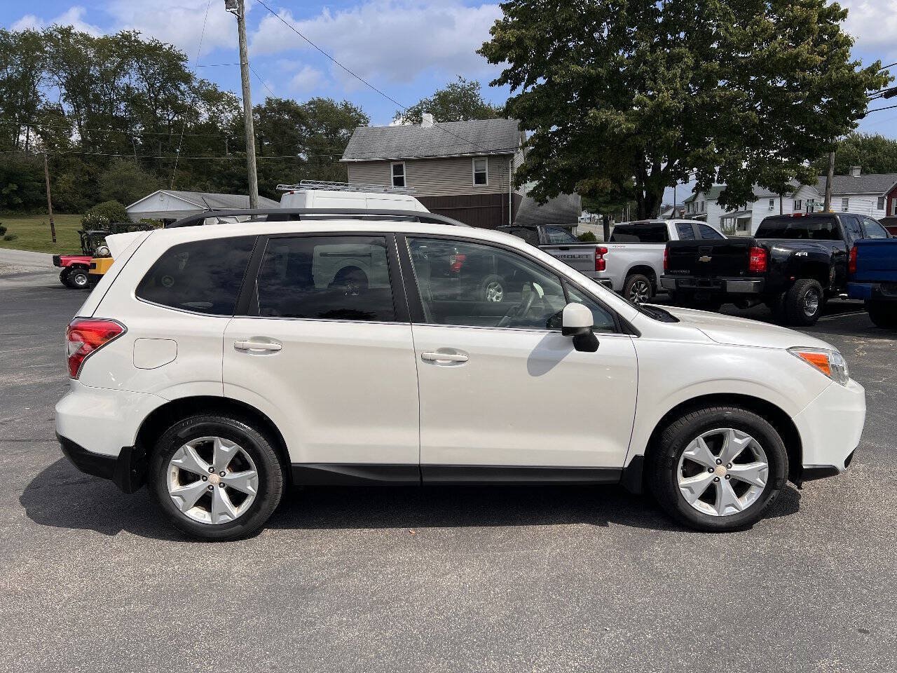 Used 2015 Subaru Forester 2.5i Limited AWD/4WD image 3