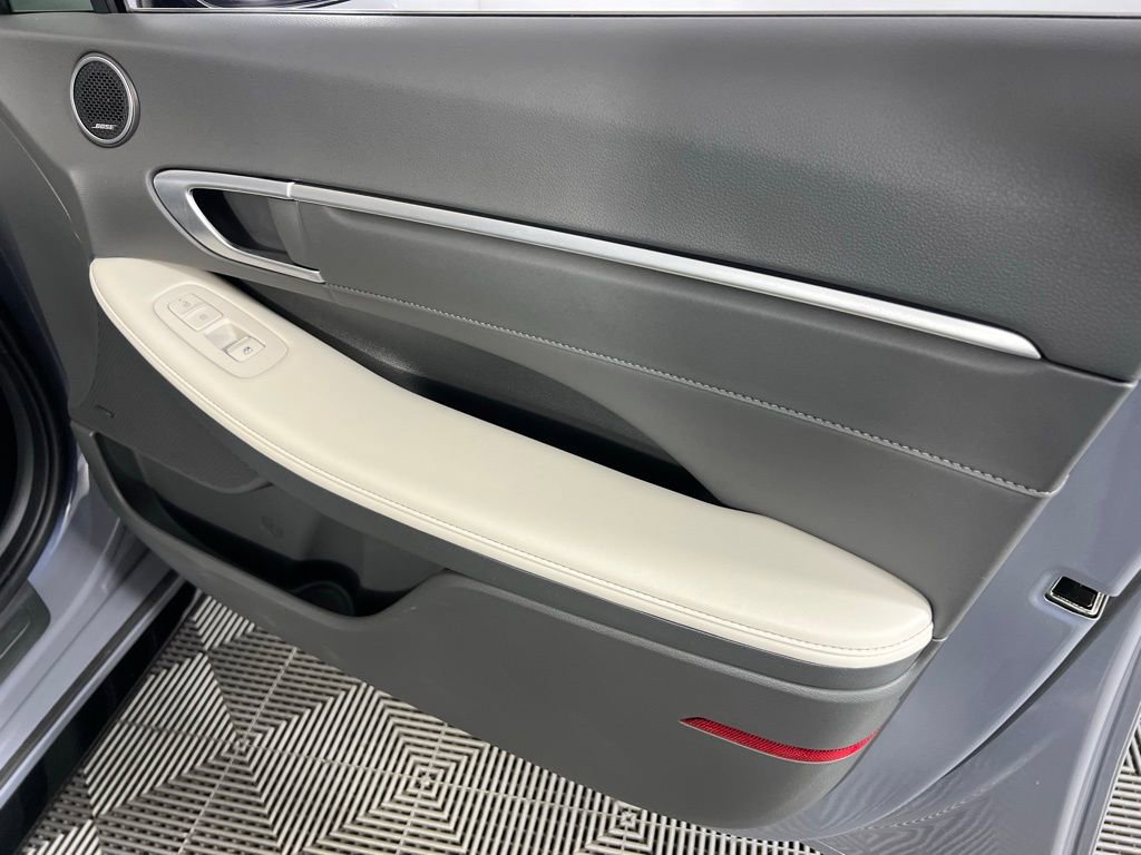 Used 2024 Hyundai Sonata Limited image 38