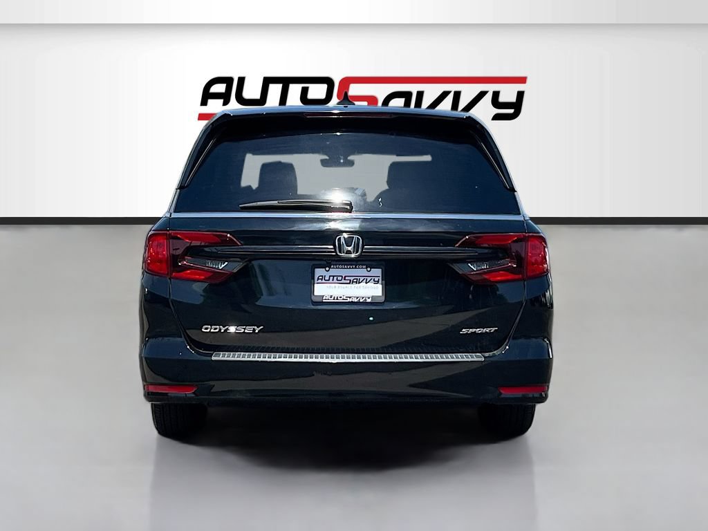 Used 2024 Honda Odyssey Sport image 6