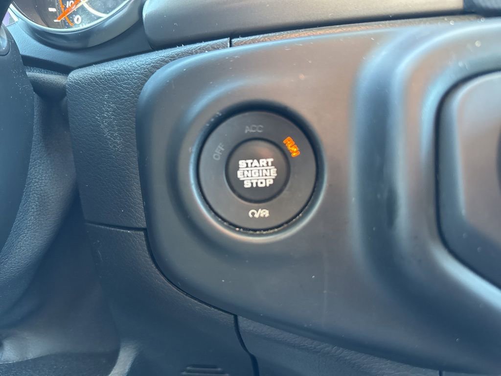 Used 2021 Jeep Gladiator Willys image 29