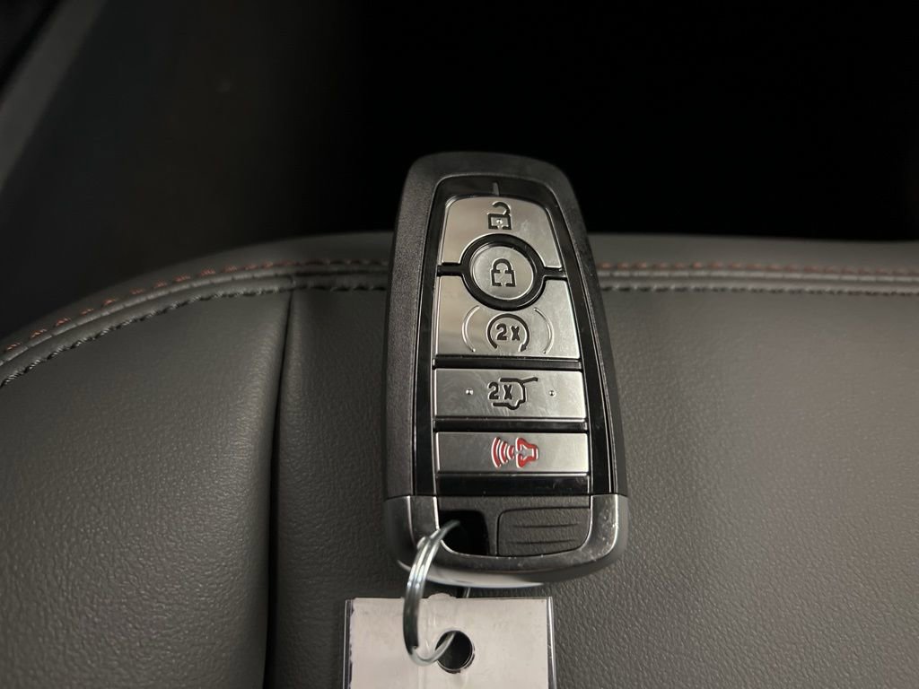 New 2026 Ford Explorer Active w/ Active Comfort Package image 30