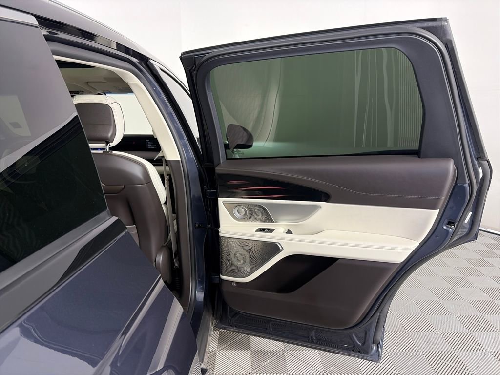 Used 2024 Lincoln Nautilus Black Label image 30