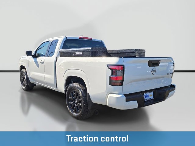 Used 2022 Nissan Frontier SV AWD/4WD image 3