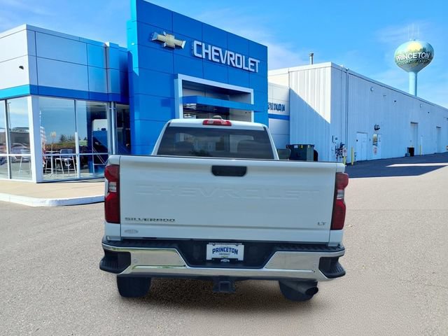 Used 2025 Chevrolet Silverado 3500 LT AWD/4WD image 4