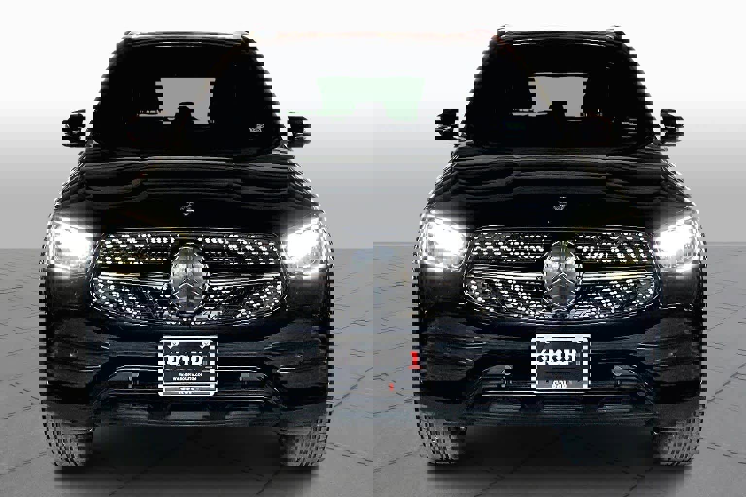 Used 2022 Mercedes-Benz GLC 300 image 3