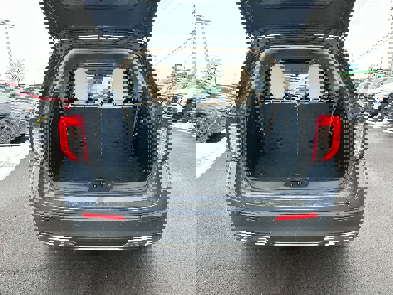 Used 2021 Ford Explorer XLT w/ Equipment Group 202A image 37