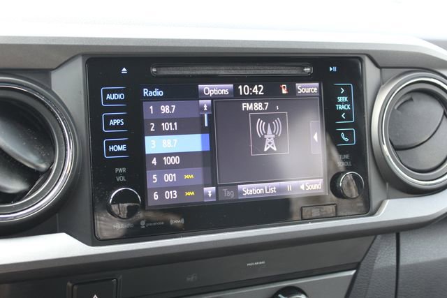 Used 2019 Toyota Tacoma TRD Off-Road AWD/4WD image 23