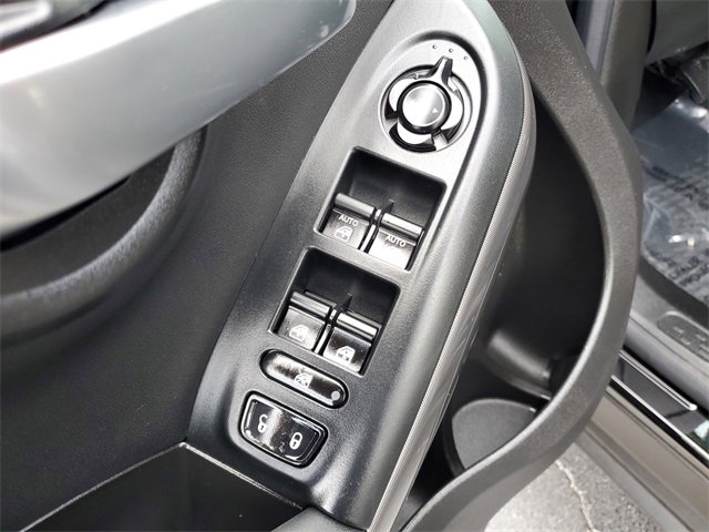 Used 2023 FIAT 500X Pop w/ Comfort Group image 17