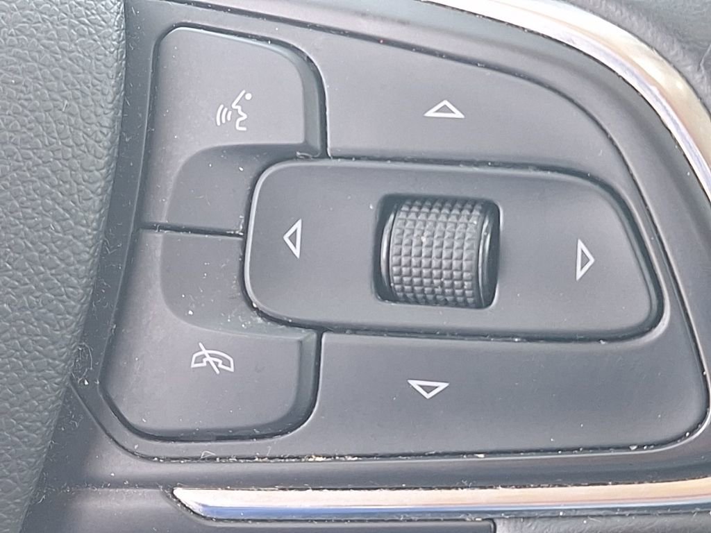 Certified 2023 Buick Envision Preferred image 33