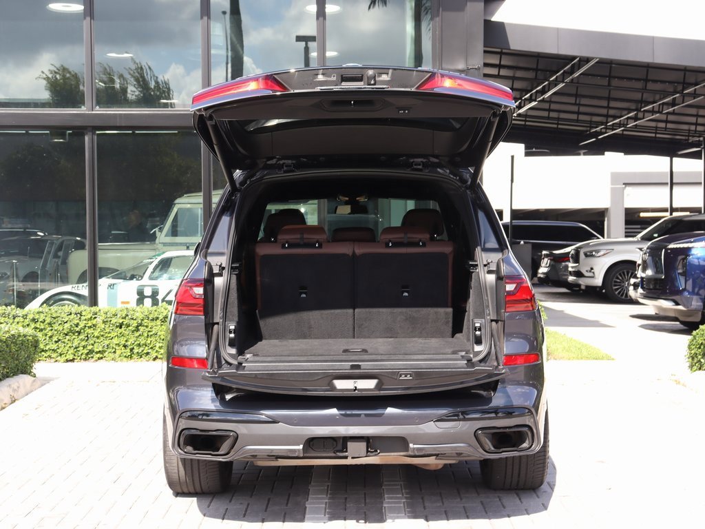 Used 2022 BMW X7 xDrive40i w/ M Sport Package image 8