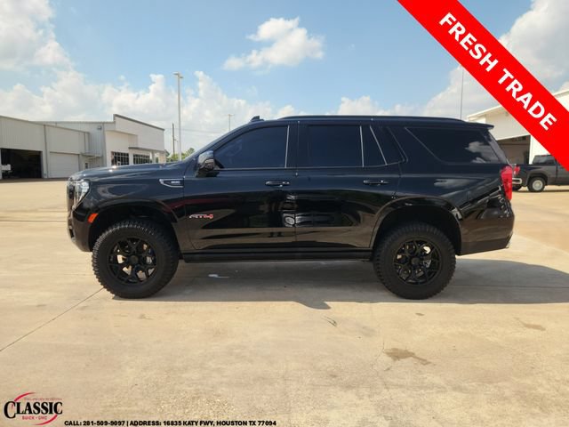 Used 2024 GMC Yukon AT4 w/ Technology Package AWD/4WD image 4