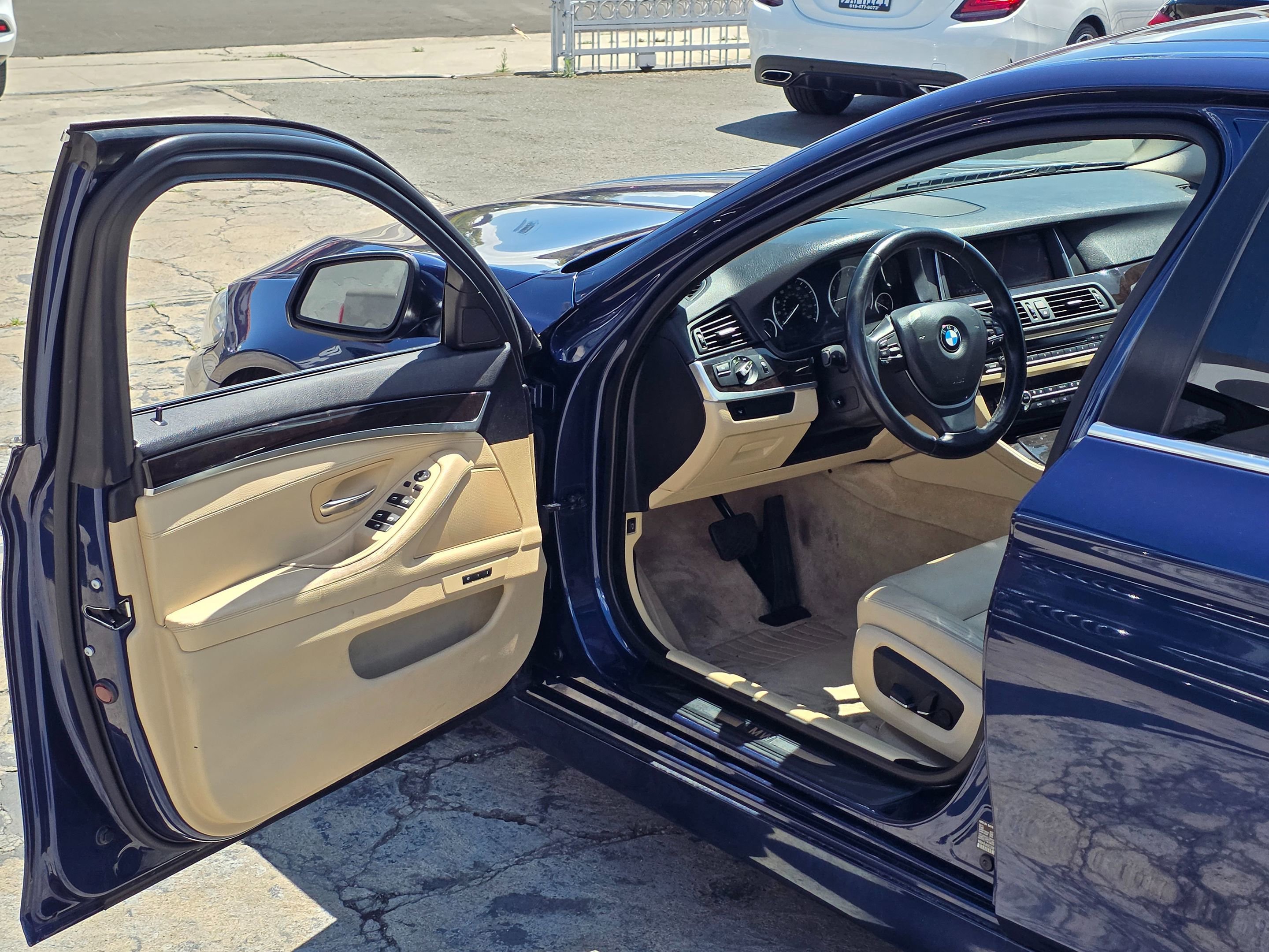 Used 2015 BMW 528i Sedan RWD image 39
