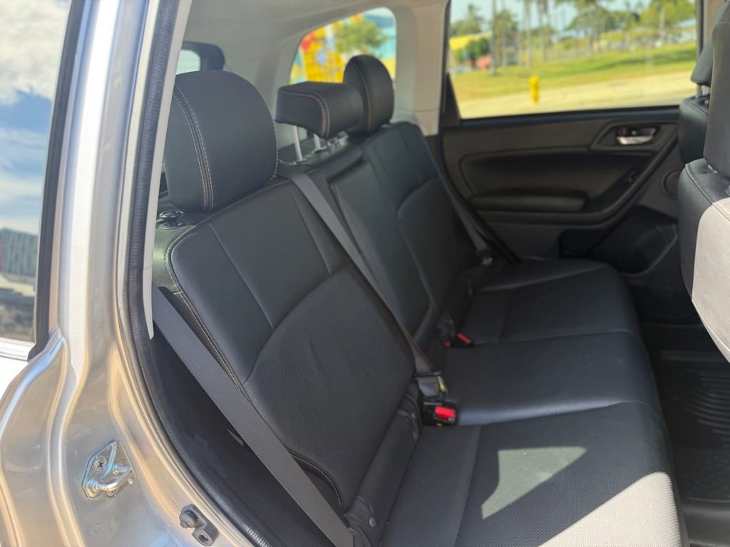Used 2016 Subaru Forester 2.5i Touring w/ Eyesight & Navigation System AWD/4WD image 18