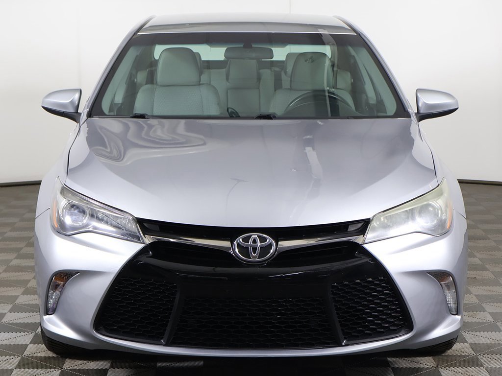 Used 2015 Toyota Camry SE image 8
