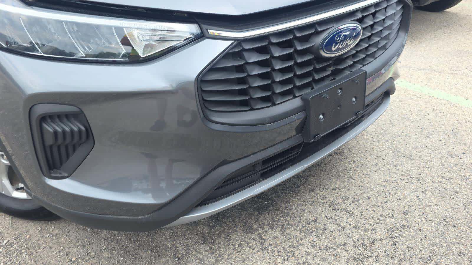Used 2024 Ford Escape Active w/ Tech Pack #1 AWD/4WD image 11